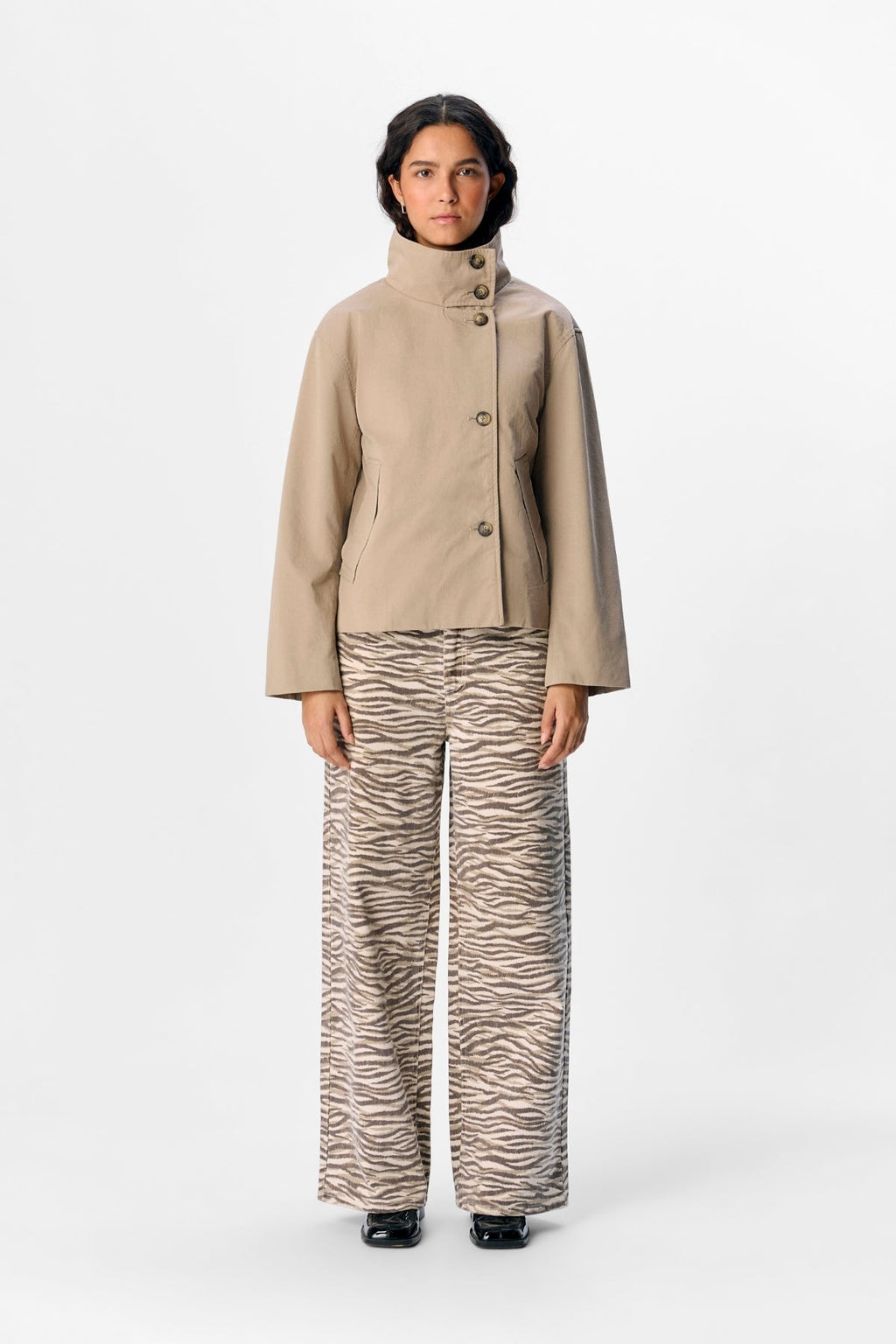 Gro Re Short Jacket - Desert Taupe