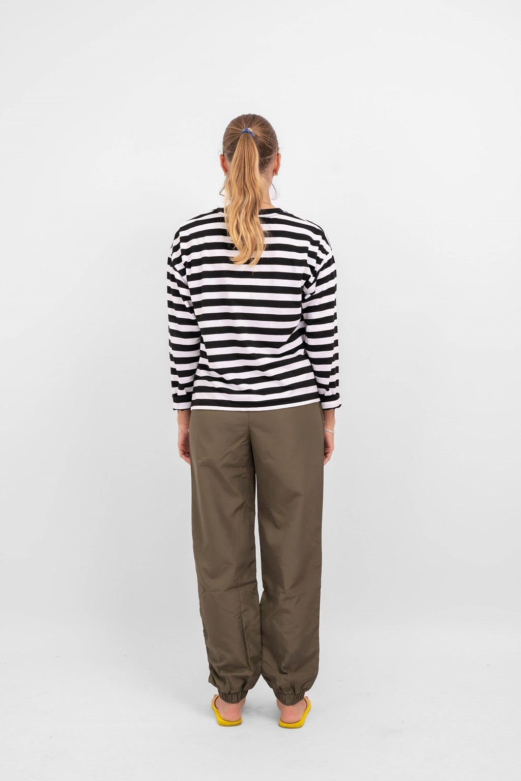 Nelli Långärmad  Tröja - Svart