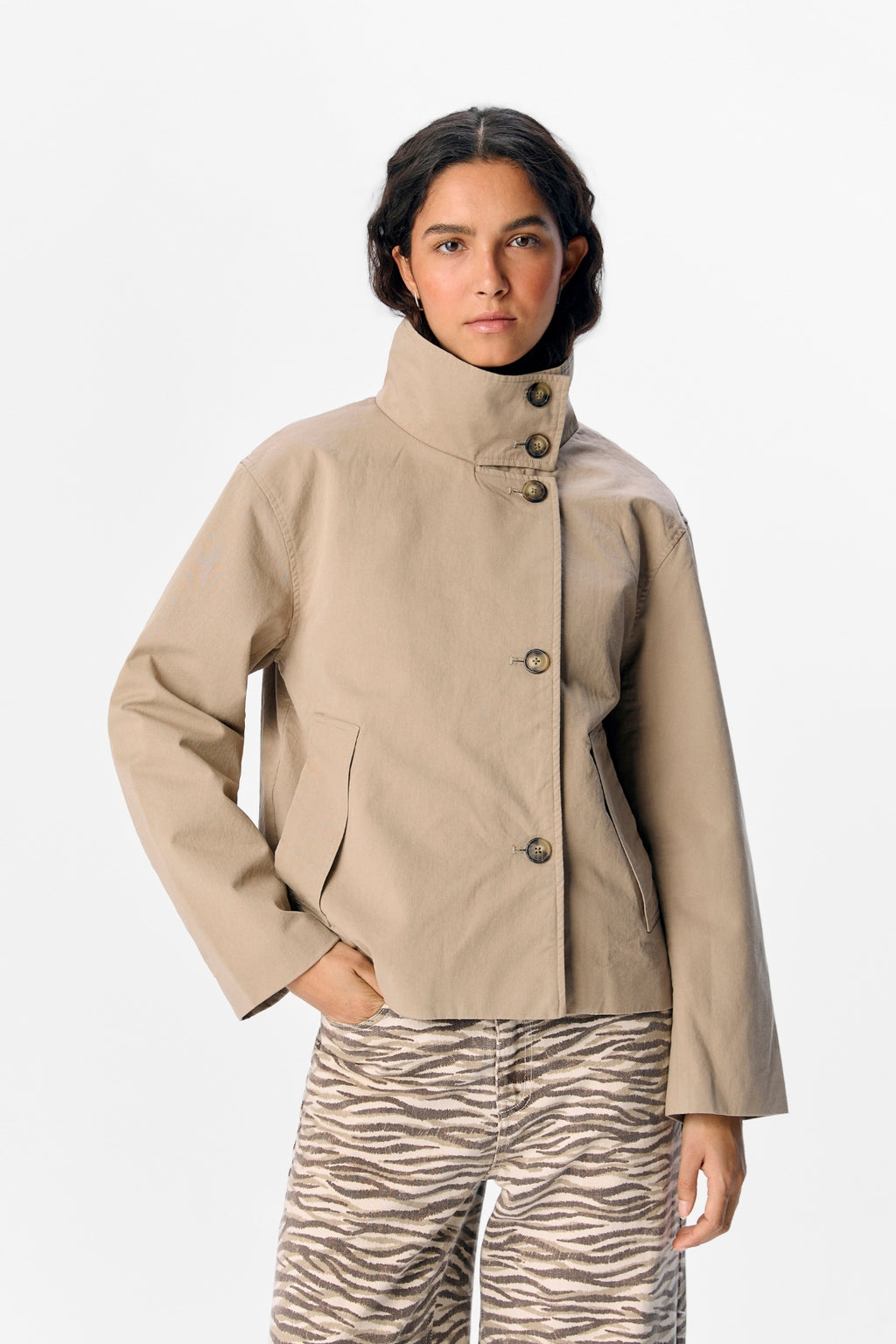 Gro Re Short Jacket - Desert Taupe