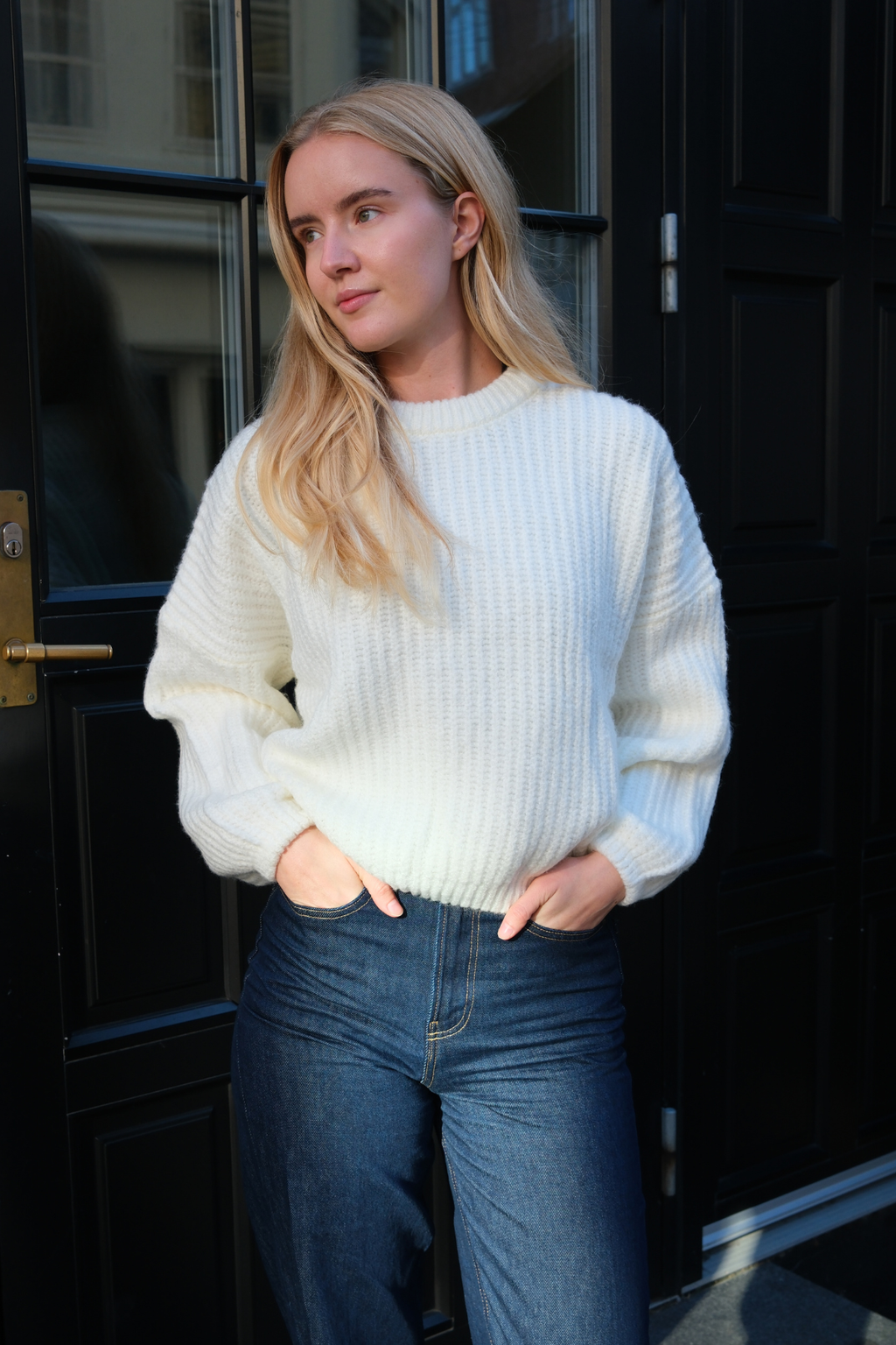 Gabriela Stickad Tröja - Vit