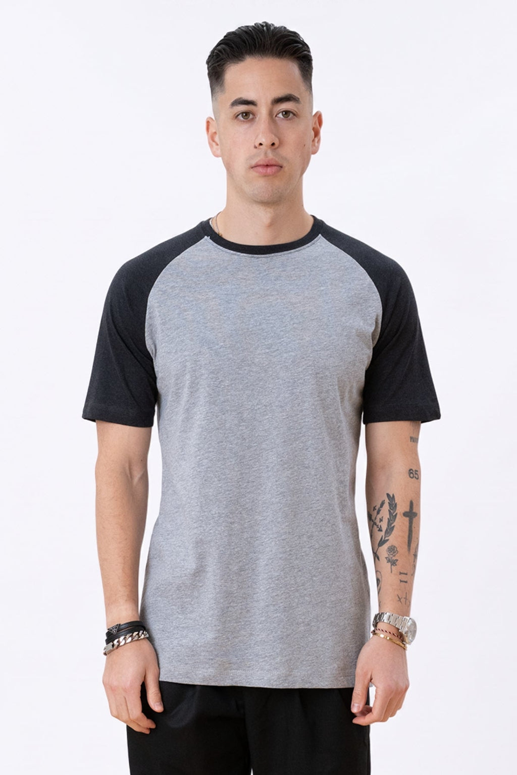 Basic Raglan Tee - Svart-Ljusgrå