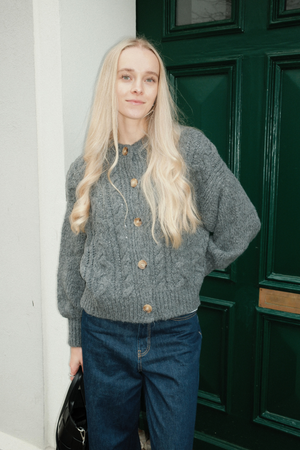 Botton Knit - Mellangrå