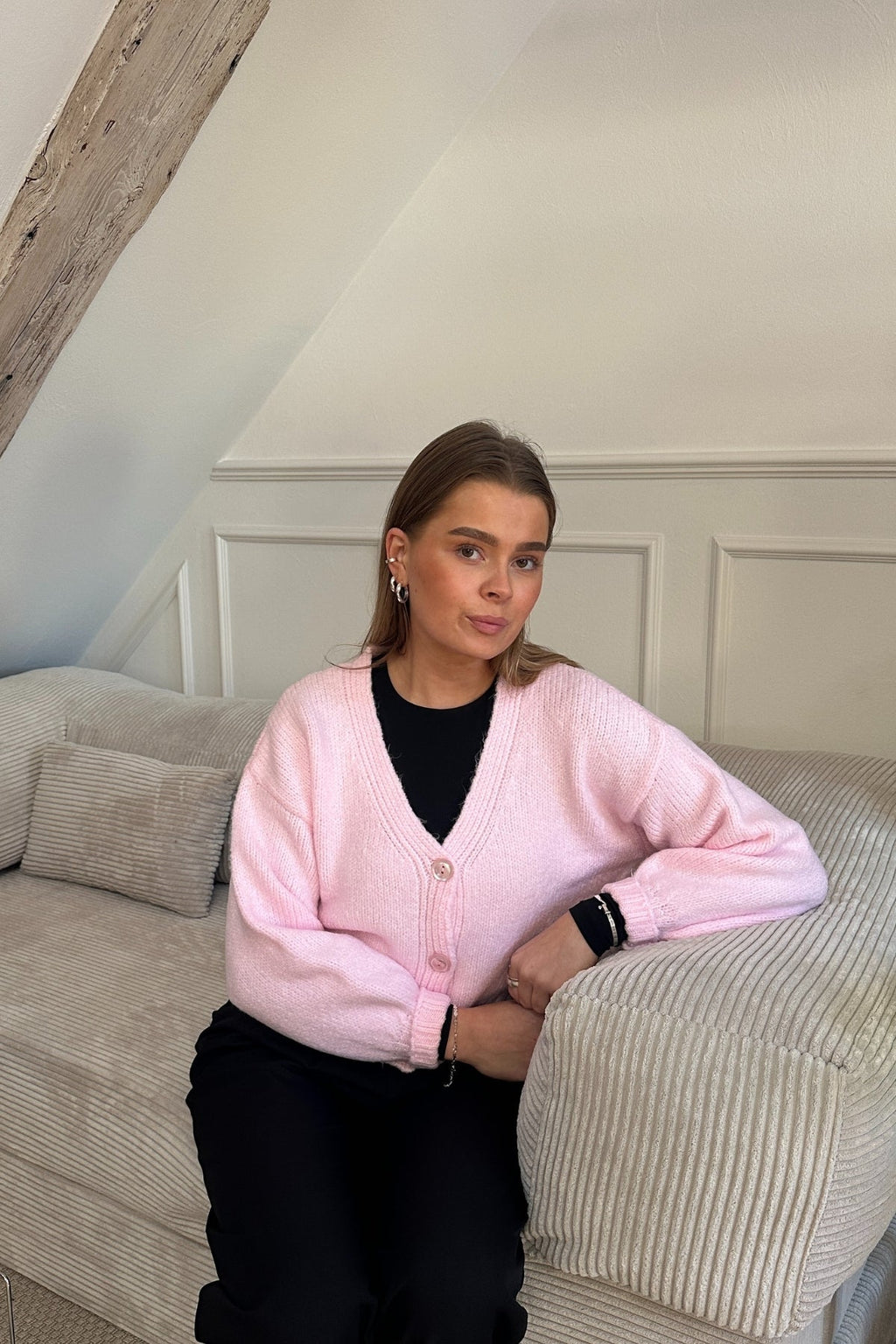 V-ringad Cardigan - Rosa