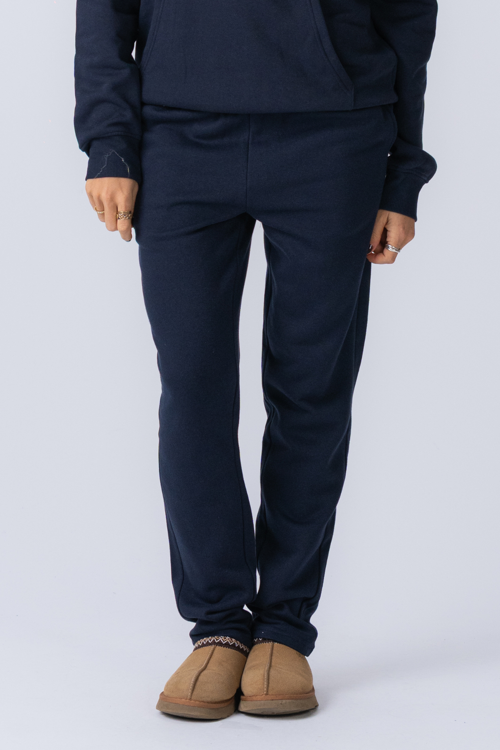 Essentiella Sweatpants - Navy
