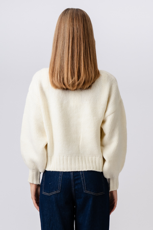 V-ringad Cardigan - Ecru