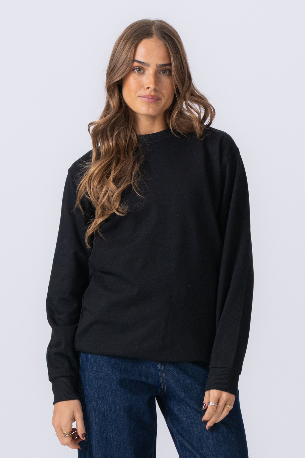 Basic Crewneck - Svart (dam)