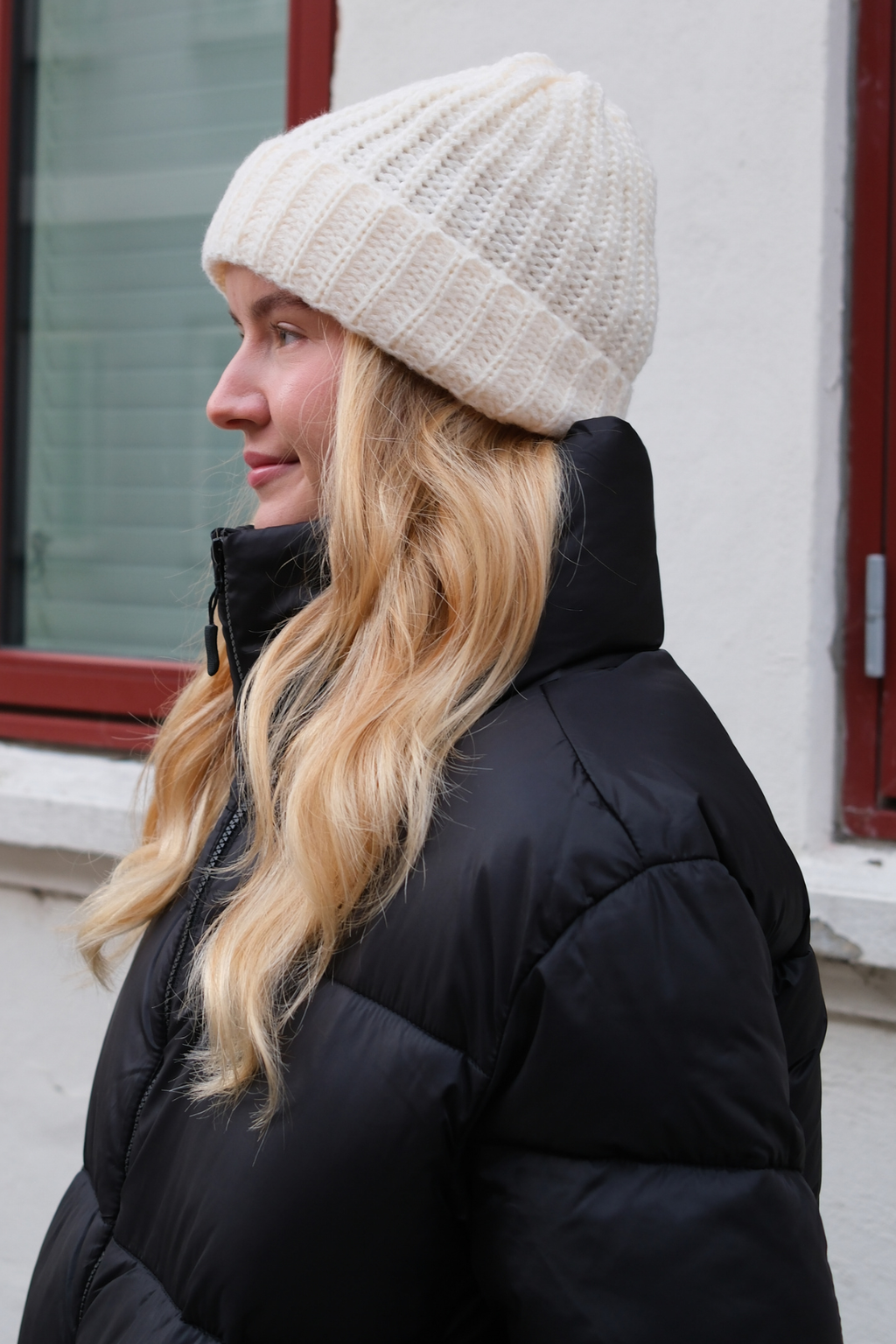 Ribbade Beanie - Ljusbeige