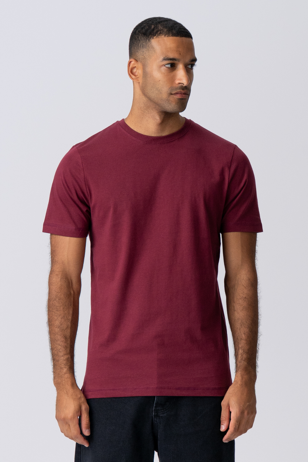 Basic Tee - Vinröd