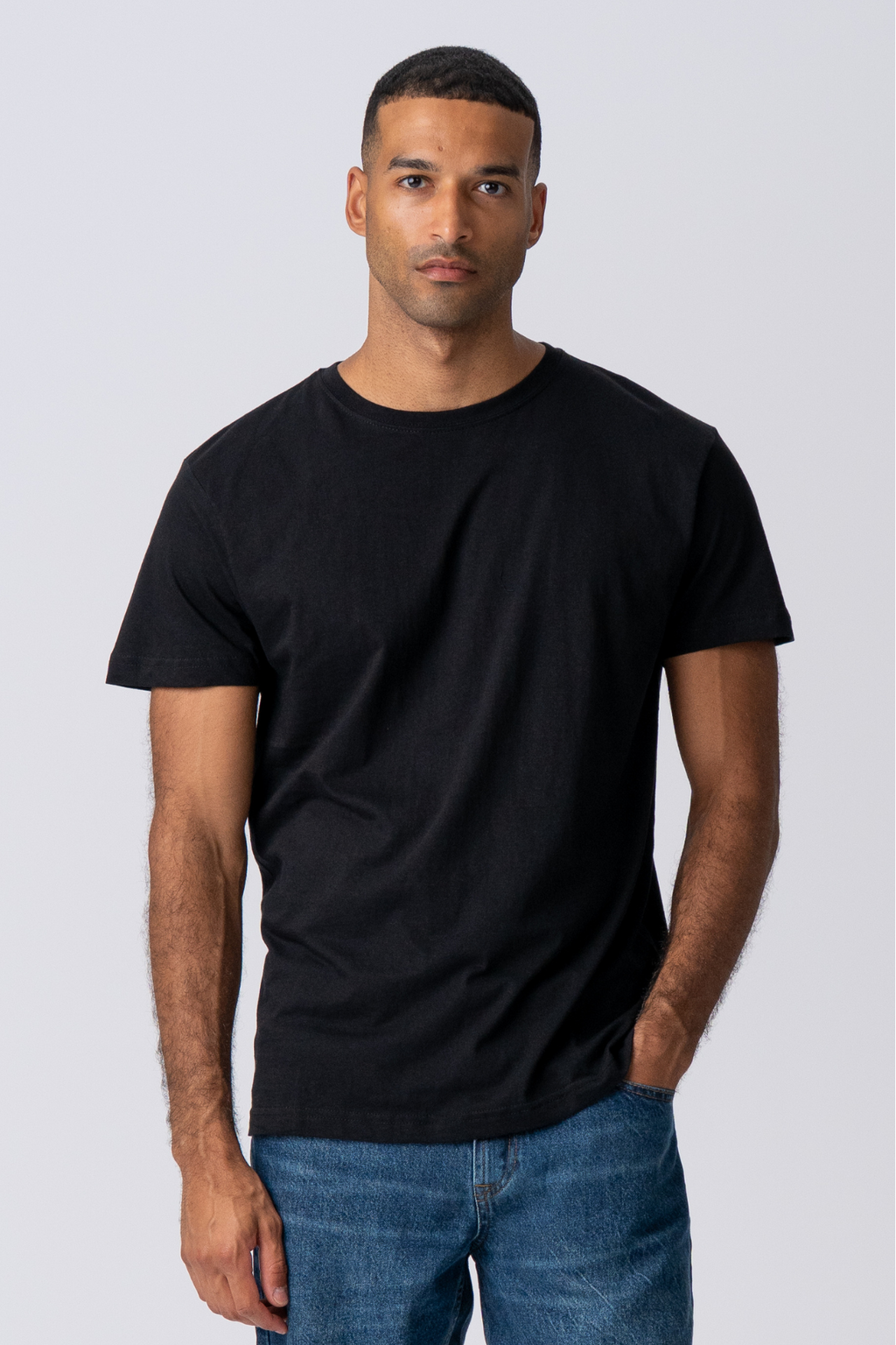 Basic Tee - Svart