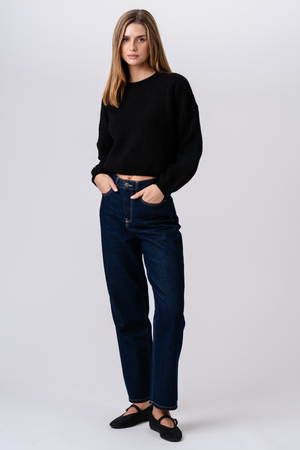 Gabriela Stickad Tröja - Svart