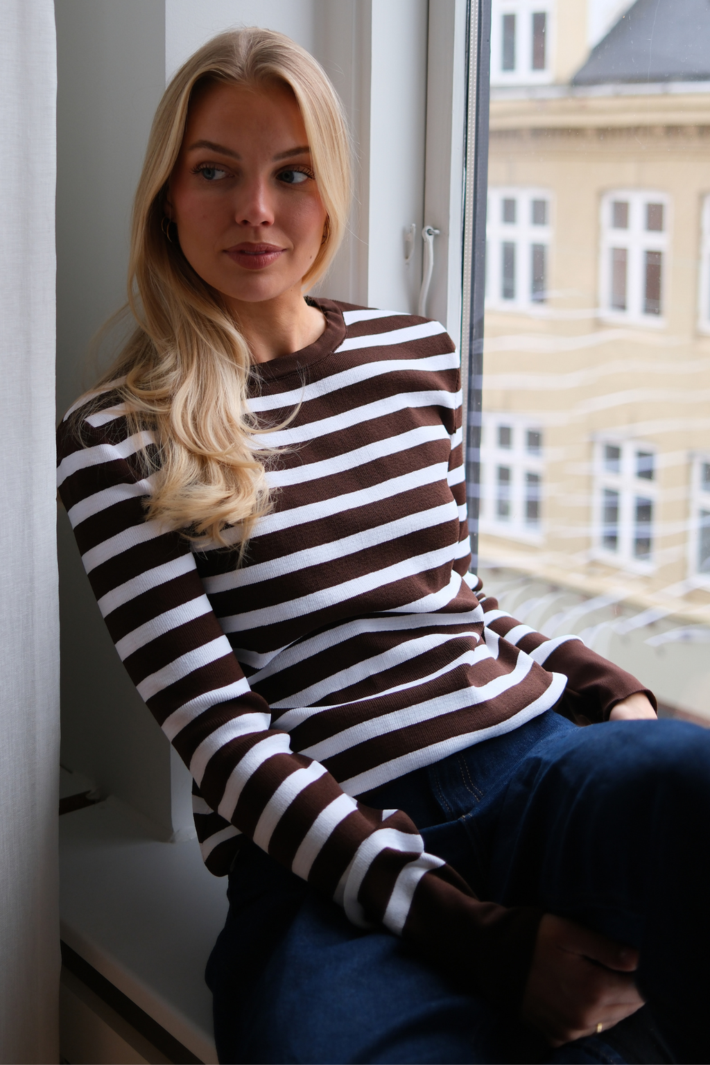 Maja Randig tröja - Brun