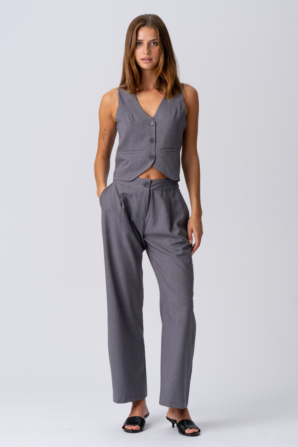 Natalie Väst och Byxor (Mörkgrå) - Paketerbjudanden