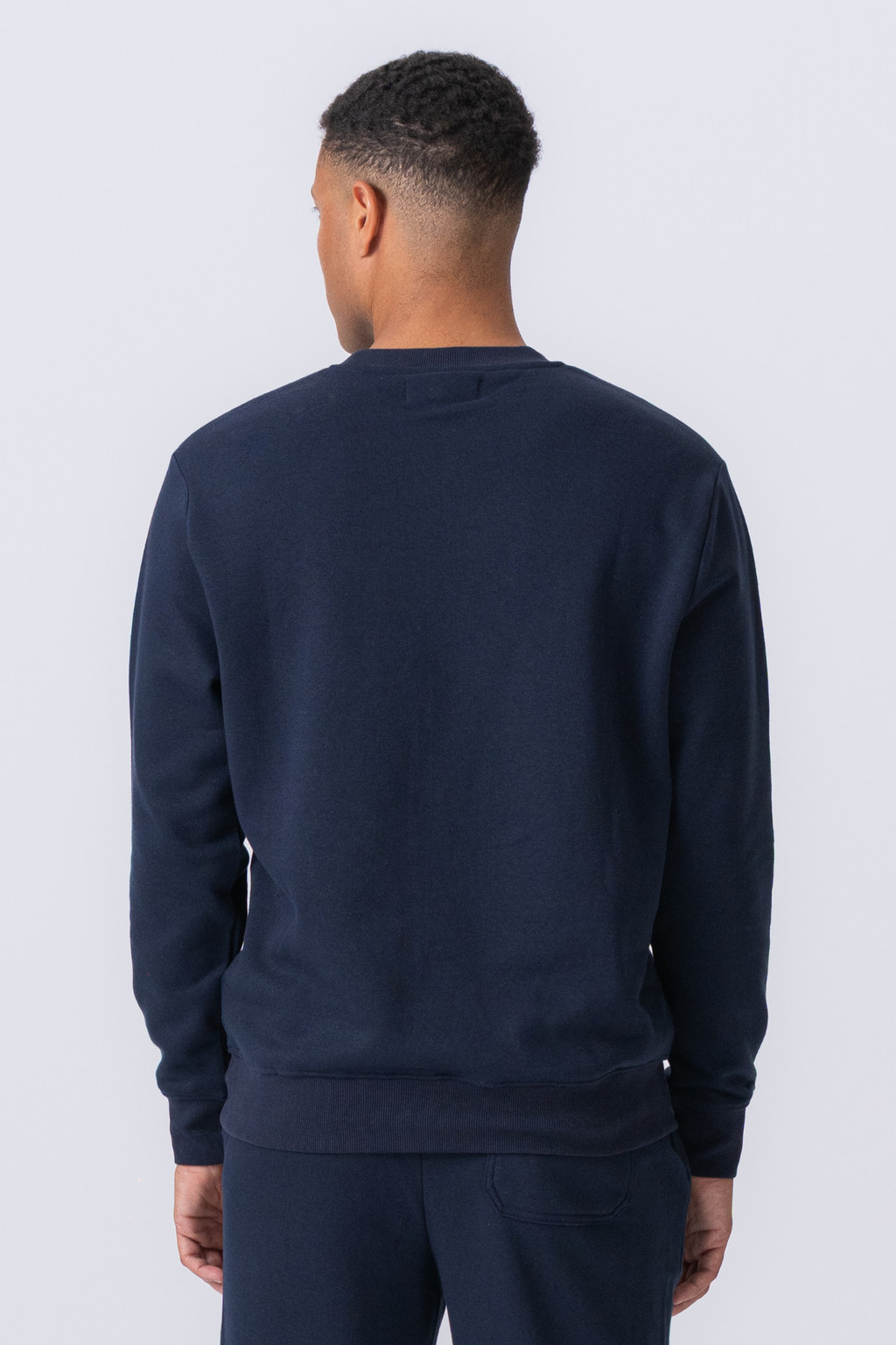 Essential Crewneck - Marinblå