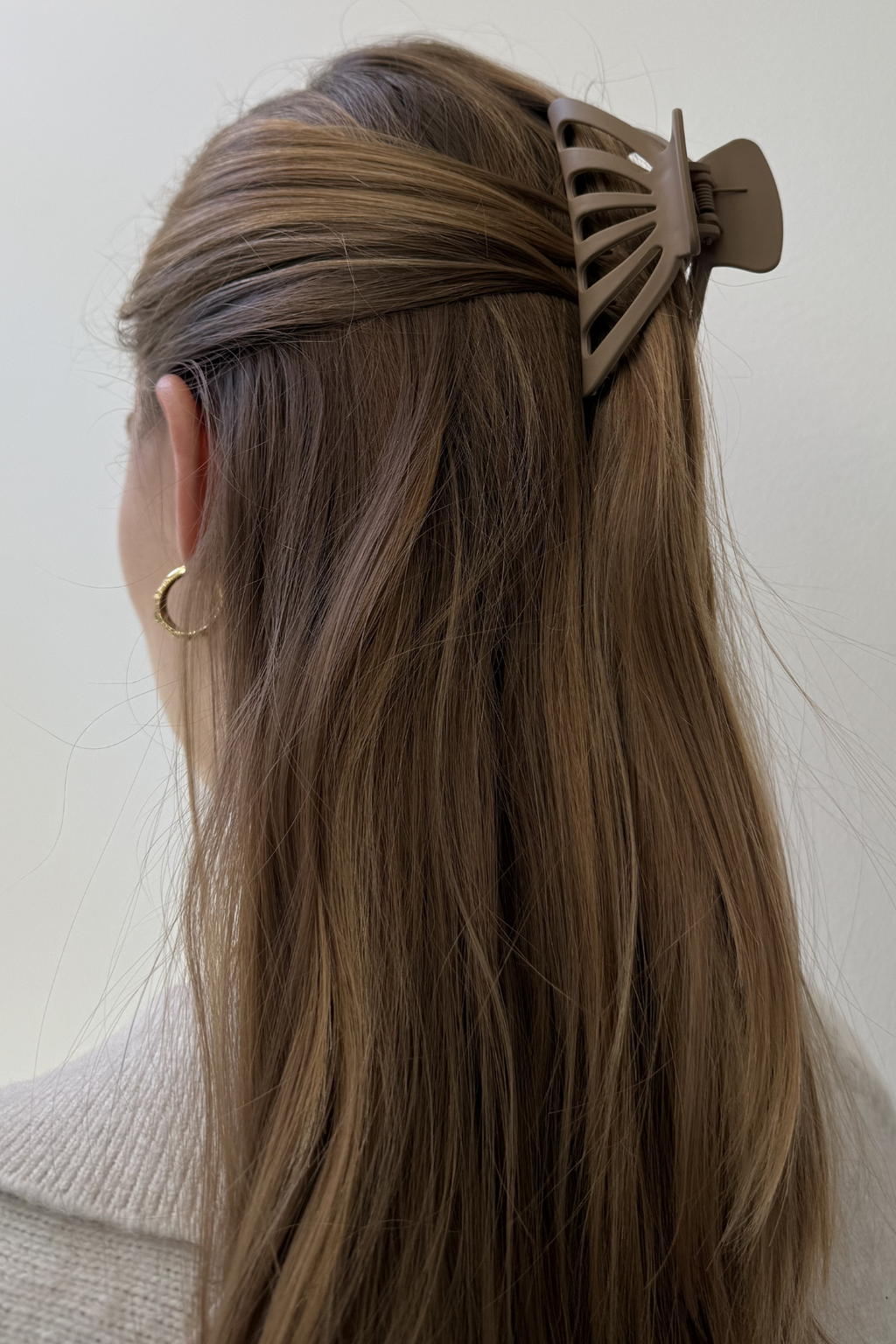 Hollow Claw Clip - Ljusbrun
