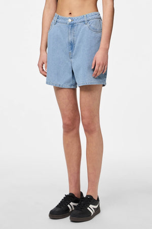 Abbi Shorts - Light Blue Denim