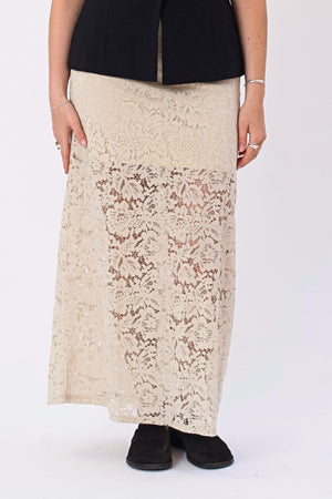 Amara Lace Maxi Skirt - Ljusbeige