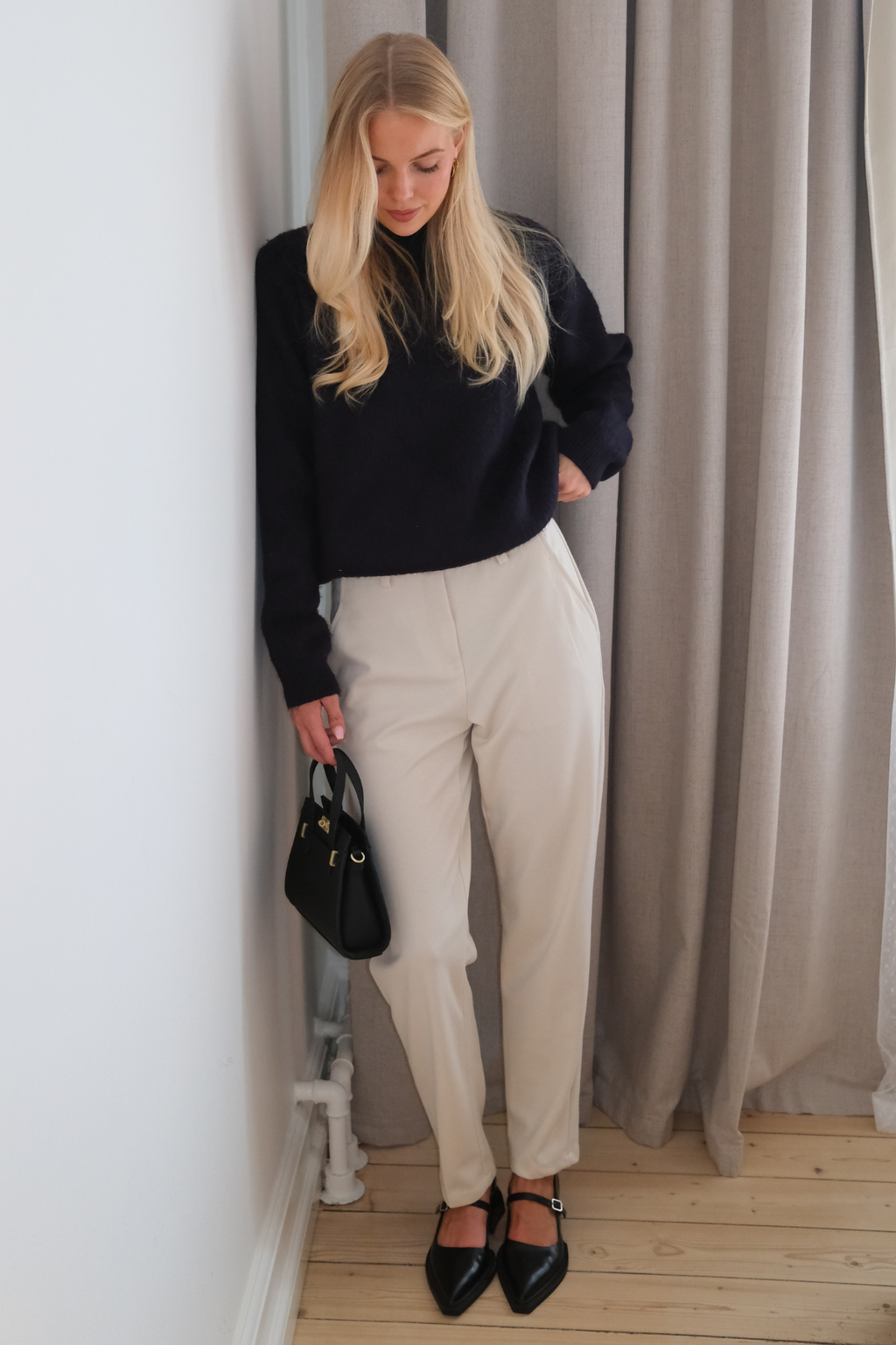 Hazel Stickad Tröja - Navy