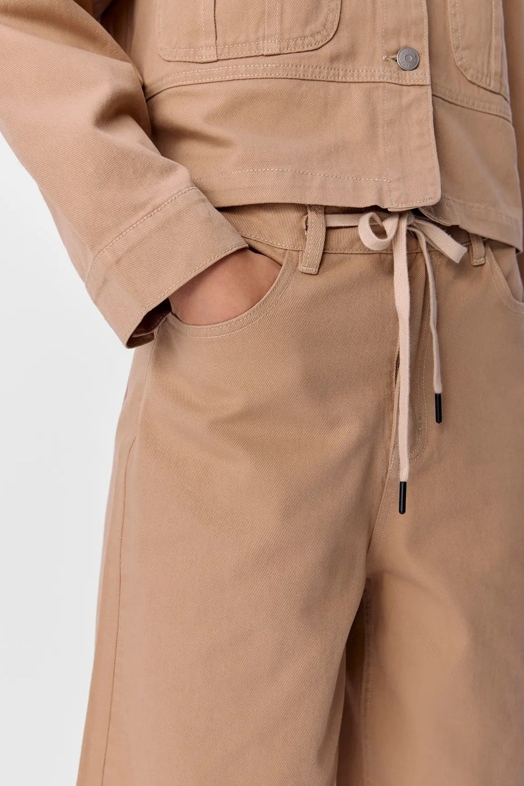 Avery Bermuda Jeans - Sandshell