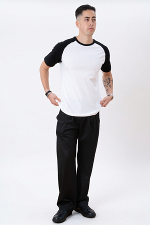 Basic Raglan Tee - Svart-Vit