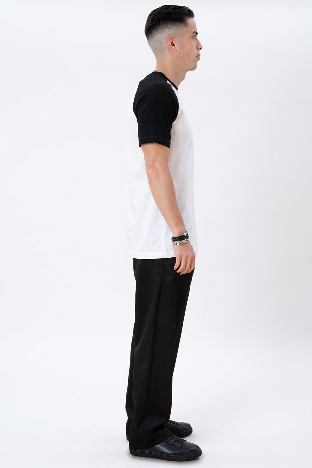 Basic Raglan Tee - Svart-Vit