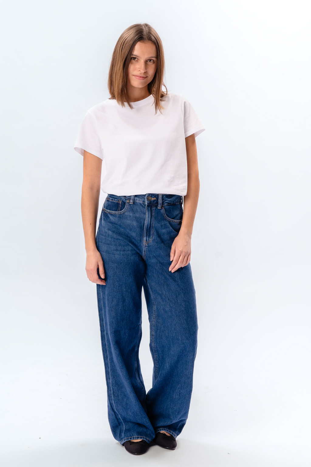 Performance Wide Jeans - Medium Blue Denim