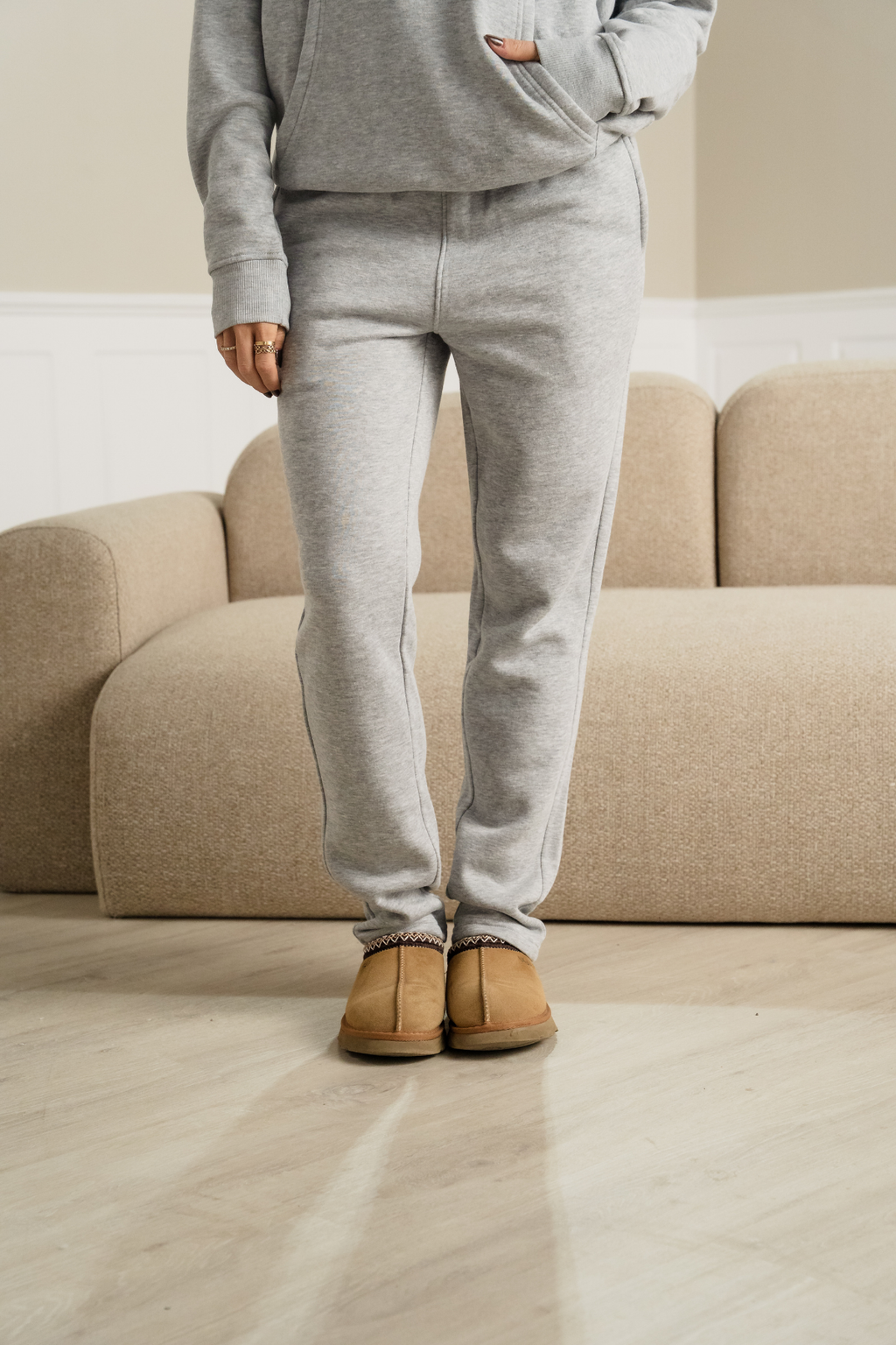 Essentiella Sweatpants - Gråmelange