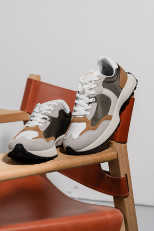 Classic Runner - Vit/Khaki