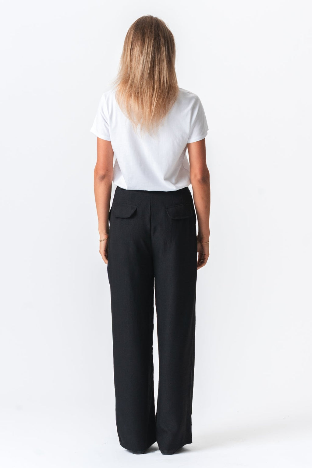 Emma Byxor Loose Svart