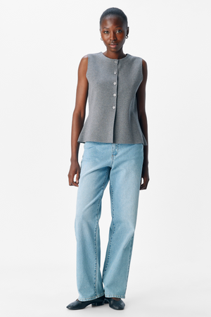 Reynard Stickad Väst - Medium Grey Melange