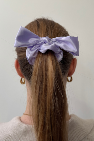 Bow Scrunchie - Lila