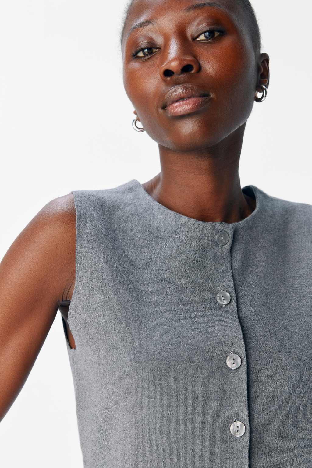 Reynard Stickad Väst - Medium Grey Melange