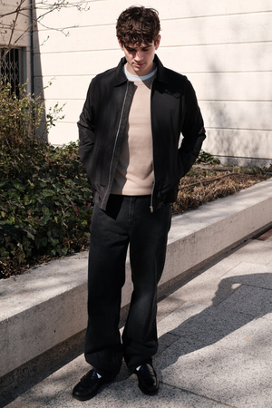 Short Zip Jacket - Svart