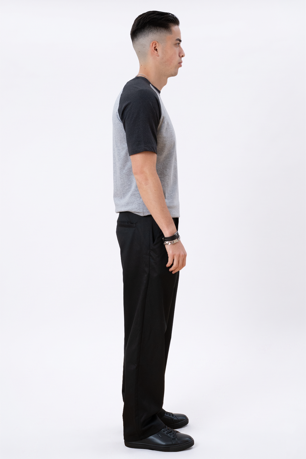 Basic Raglan Tee - Svart-Ljusgrå