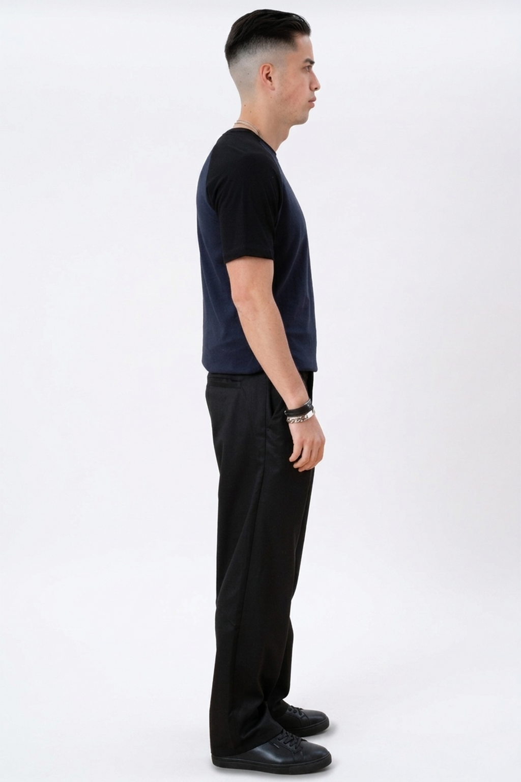 Basic Raglan Tee - Svart-Marinblå