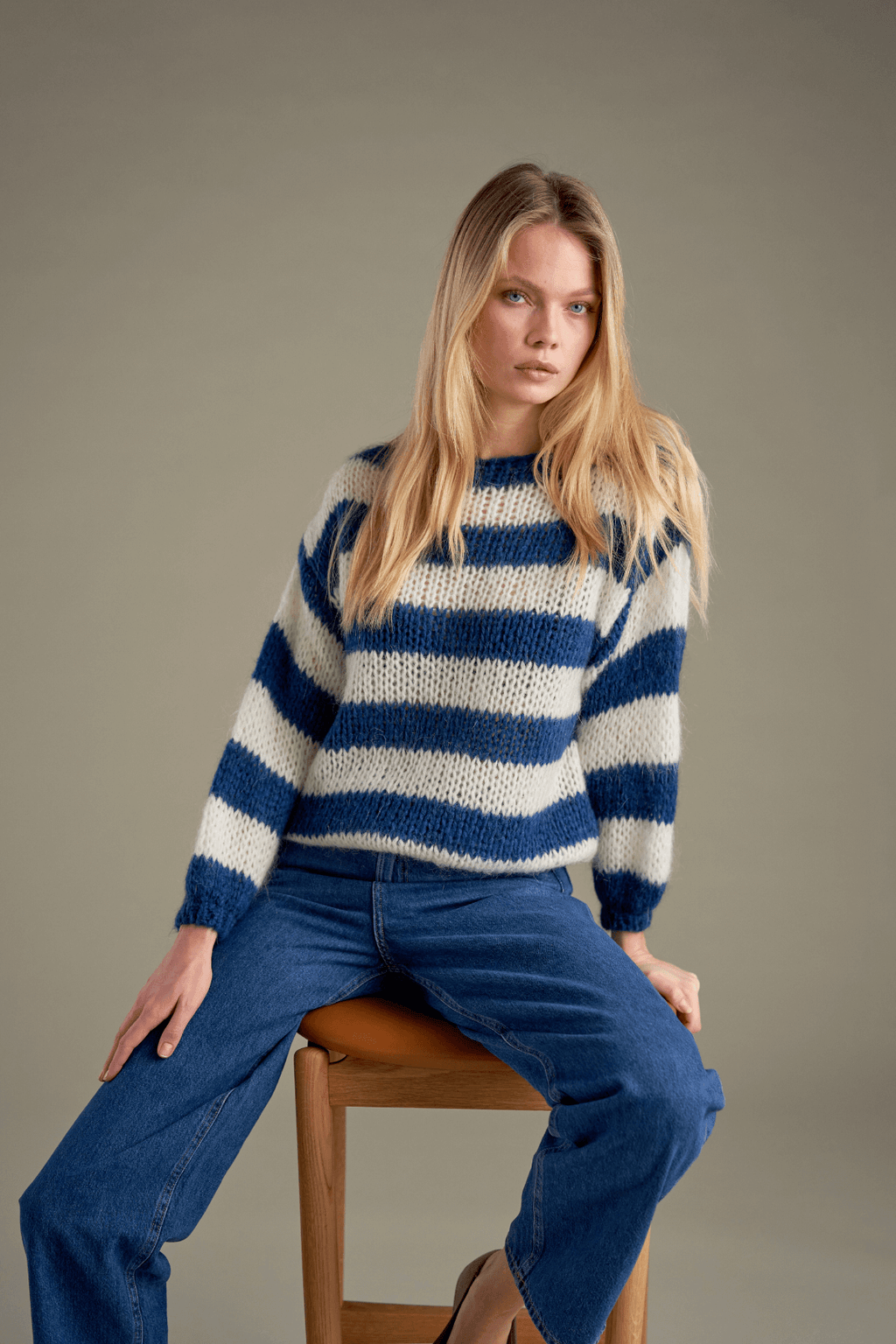Celina Randig Stickad Tröja - Vit-Navy