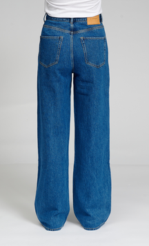 Performance Wide Jeans - Medium Blue Denim