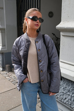 Quiltad Blockjacka - Grå/Svart