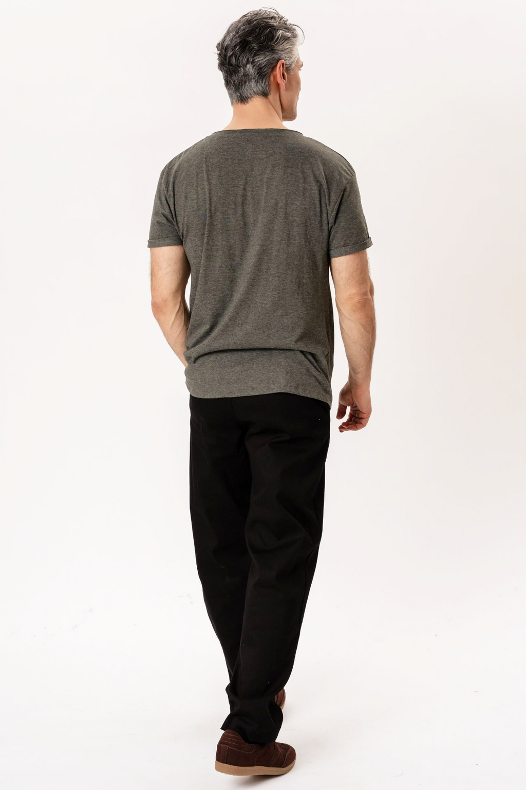 Djup Neck T-shirt - Mörkgrå