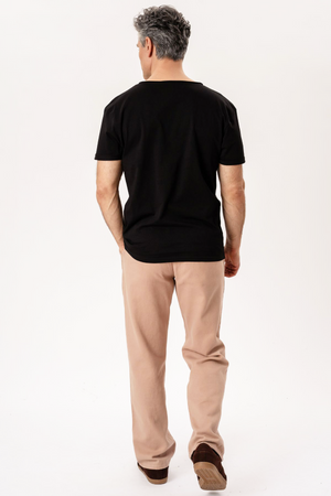 Djup Neck T-shirt - Svart