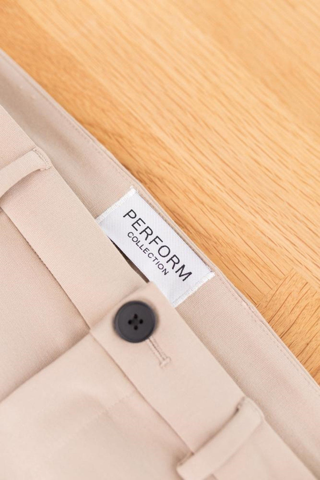 Performance Pants (Barn) - Sand