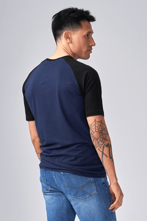 Basic Raglan Tee - Svart-Marinblå