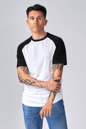 Basic Raglan Tee - Svart-Vit