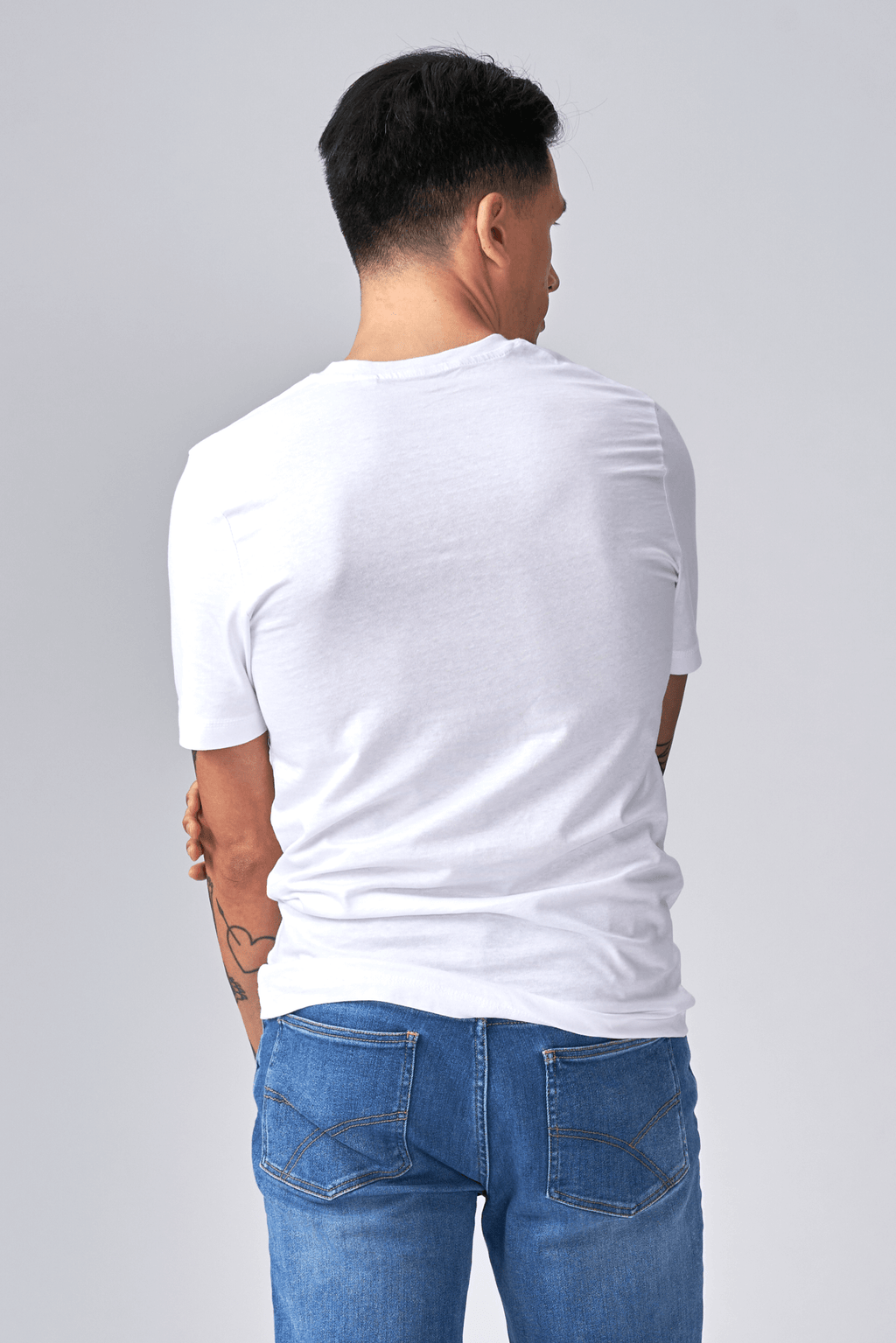 Basic V-neck Tee  - Vit