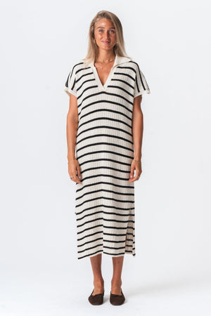 Victoria Klänning - Vit/Svart