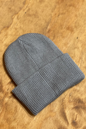 Stickad mössa - Grå