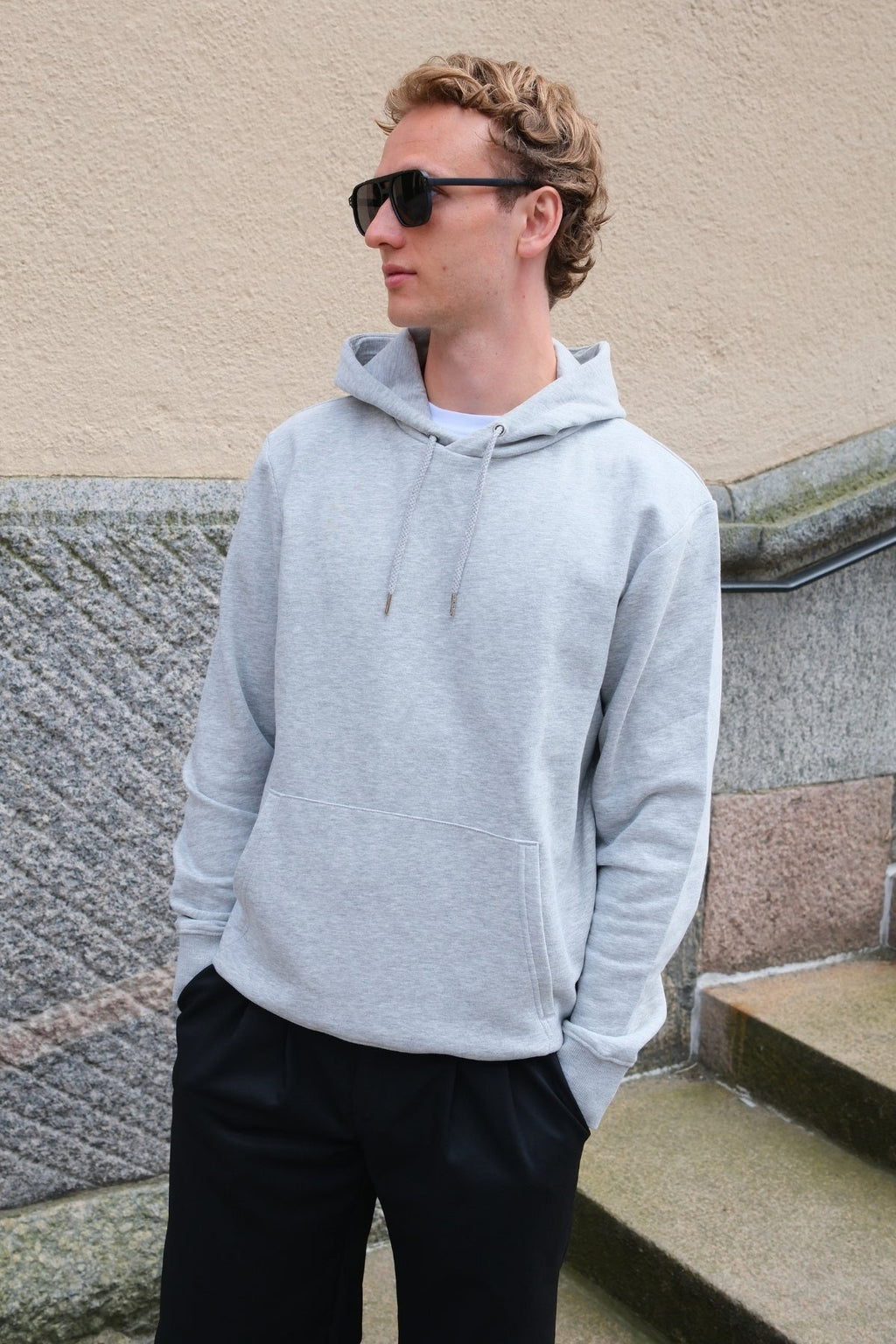 Sweatshirt Hoodie - Asktgrå