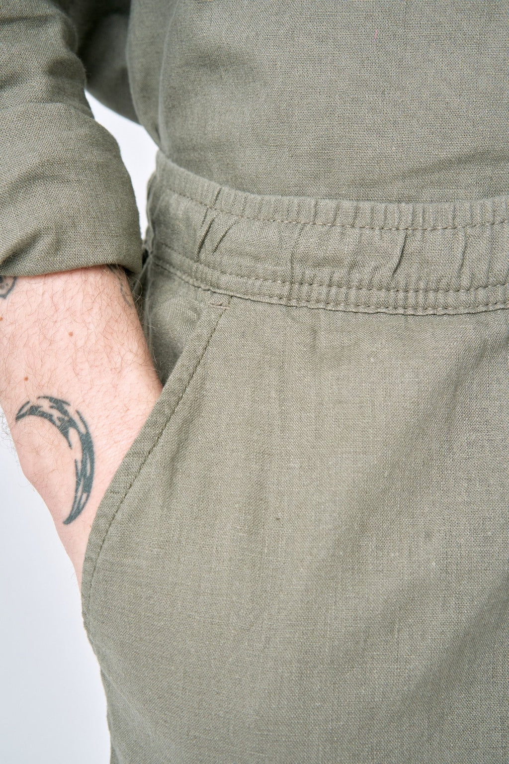 Linnebyxor - Arméfärg