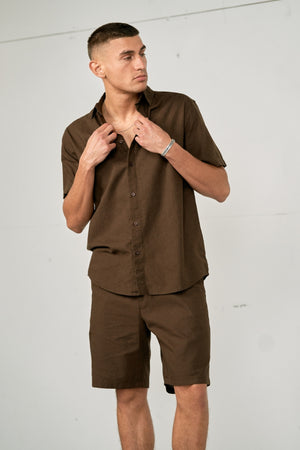 Linneset Kortärmad Skjorta + Linneshorts – Mörkbrun (Paketerbjudanden)