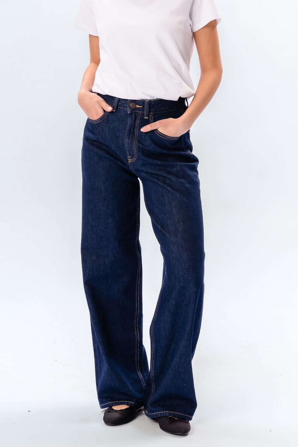 Performance Loose Jeans - Dark Blue Denim