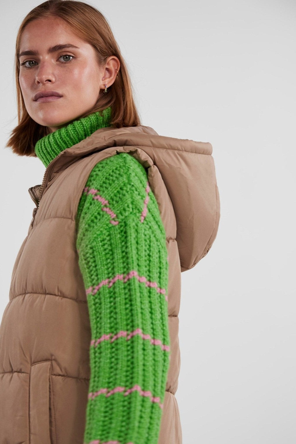 Elinora Lång Puffet Väst - Silver Mink